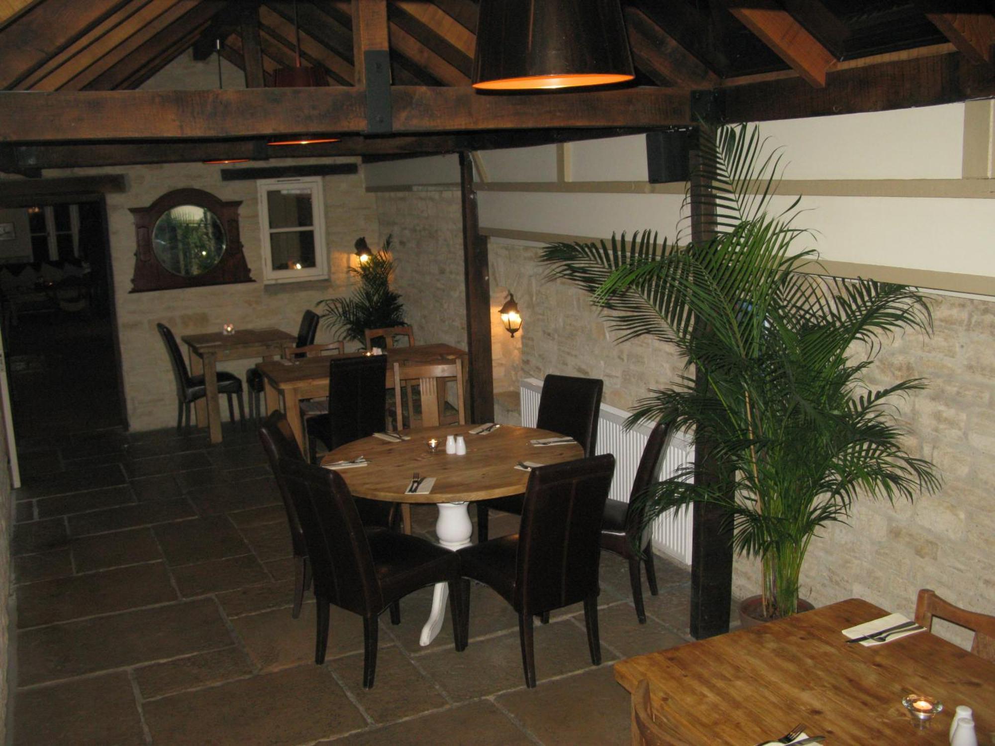 The Chequers Inn Cassington 外观 照片