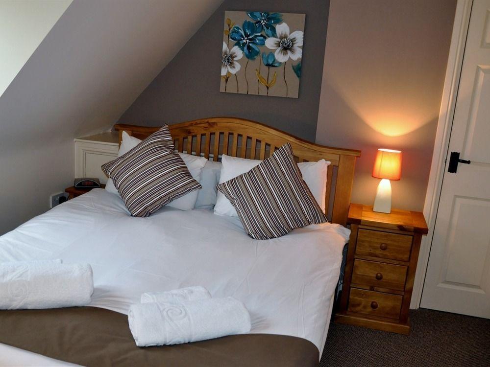 The Chequers Inn Cassington 外观 照片