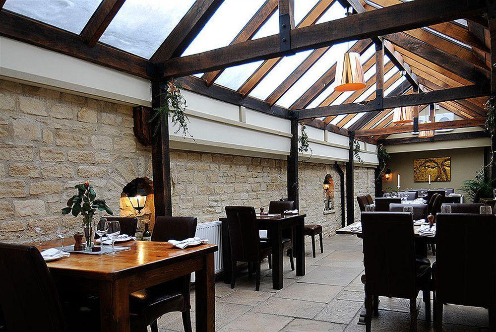 The Chequers Inn Cassington 外观 照片