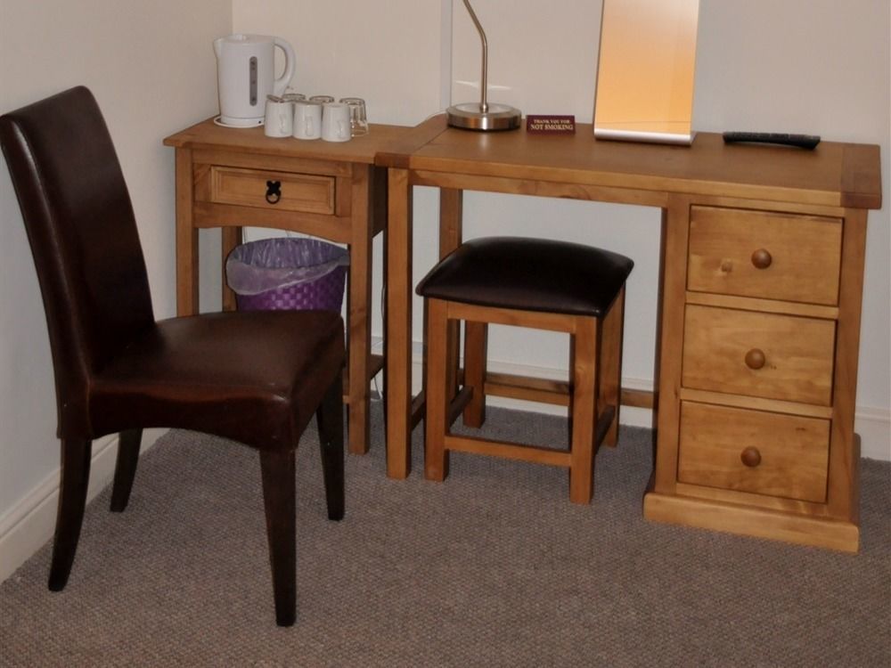 The Chequers Inn Cassington 外观 照片